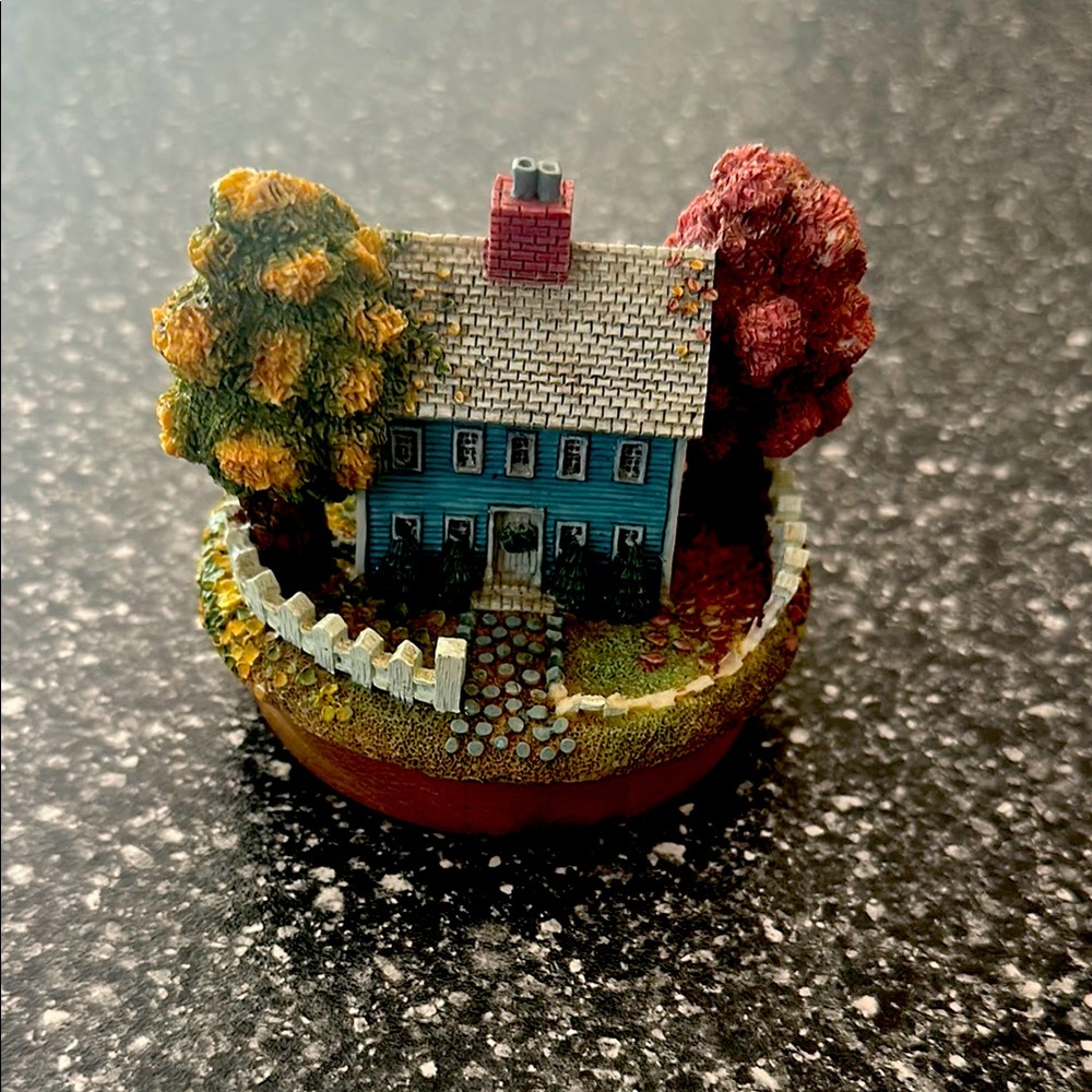 Candle Topper - Miniature House with Autumn Trees